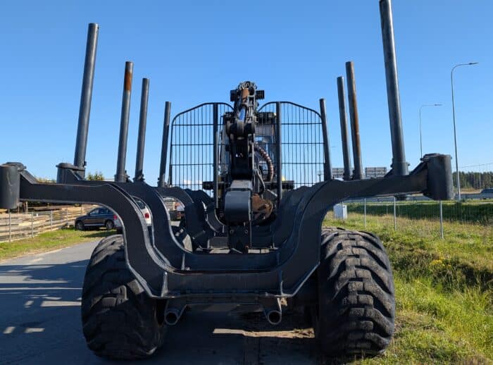 PONSSE BUFFALO 8W 2015r. tył PONSSE BUFFALO 8W 2015r. tył