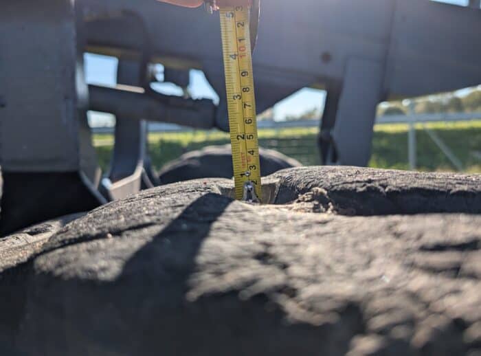 PONSSE BUFFALO 8W 2015r. bieżnik opona PONSSE BUFFALO 8W 2015r. bieżnik opona