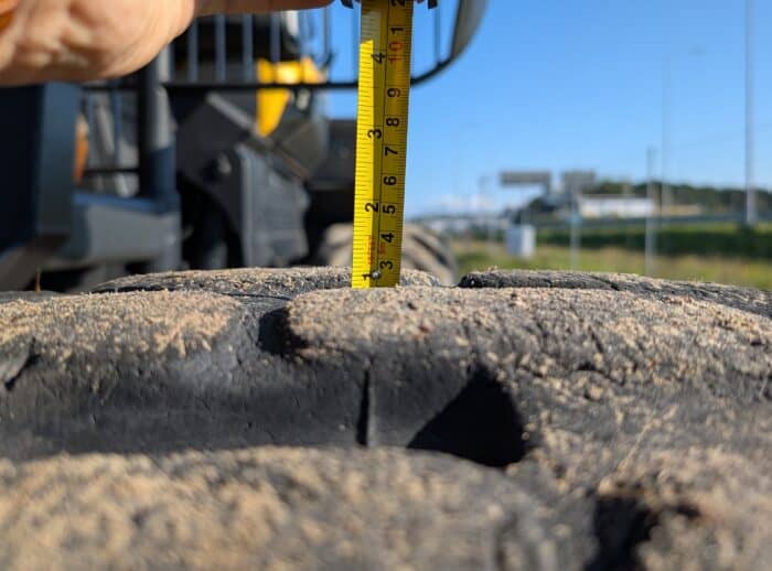 PONSSE BUFFALO 8W 2015r. bieżnik opona PONSSE BUFFALO 8W 2015r. bieżnik opona