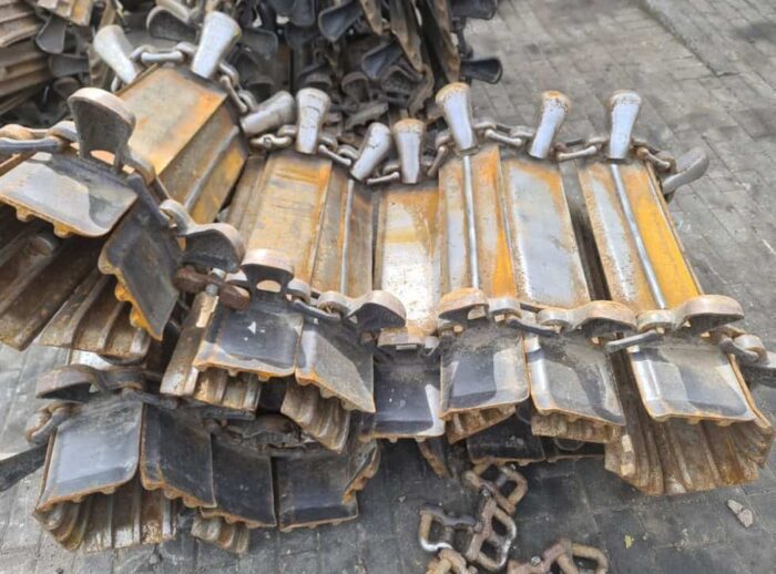 Gebrauchte Schlammketten 80% 710/45-26,5 Używane gąsienice błotne 80% 710/45-26,5