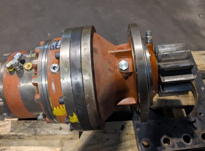 Regenerowana przekładnia obrotu żurawia z haulcem PONSSE Regenerowana przekładnia obrotu żurawia z haulcem PONSSE