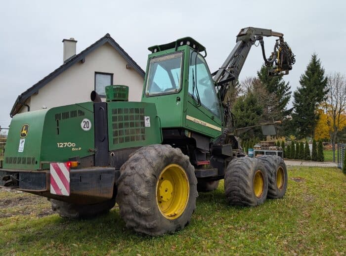 Erntemaschine John Deere 1270D 2007. Harvester John Deere 1270D 2007r.