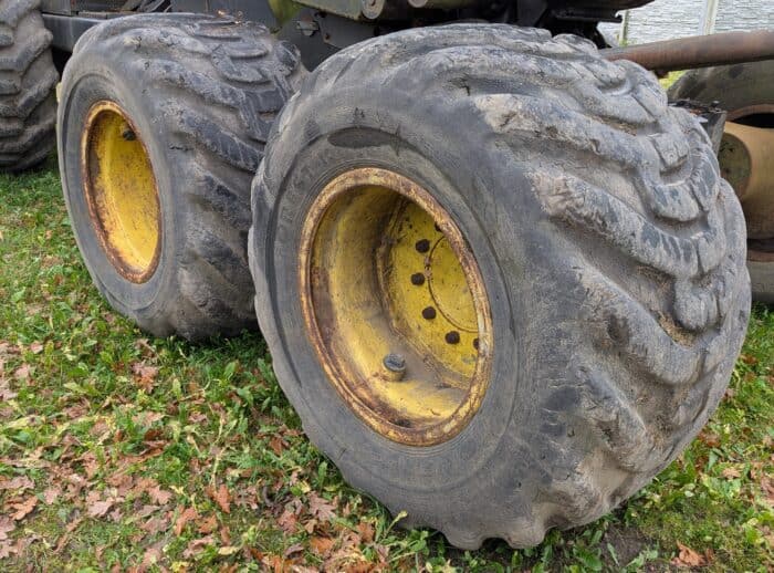Harvester John Deere 1270D 2007 Räder Harvester John Deere 1270D 2007r. koła