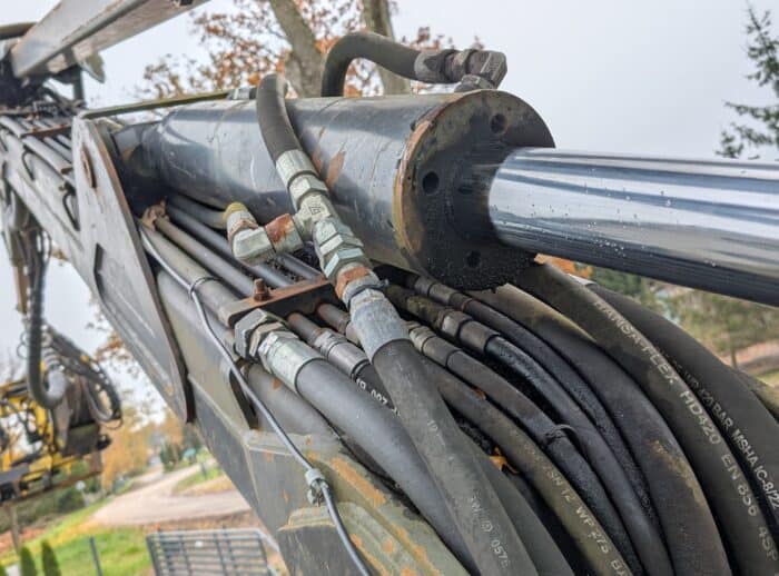 Harvester John Deere 1270D 2007 Kranzylinder Harvester John Deere 1270D 2007r. siłownik żuraw
