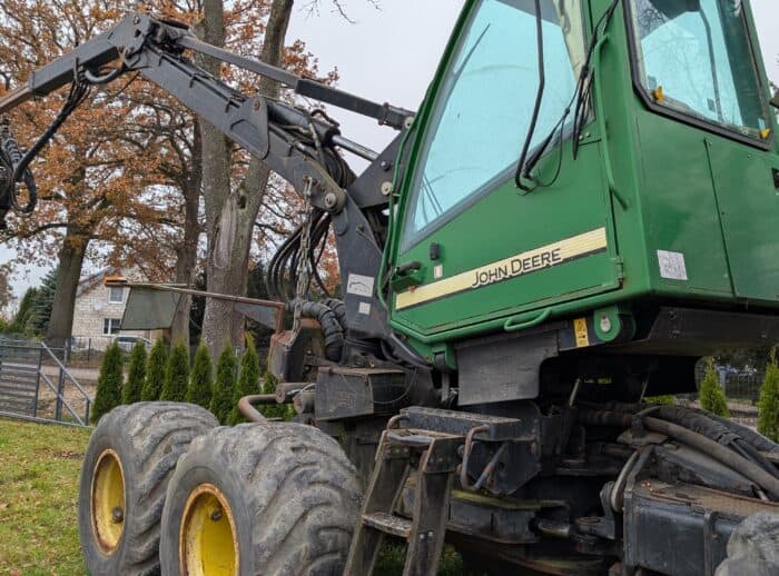 Erntemaschine John Deere 1270D 2007. Harvester John Deere 1270D 2007r.