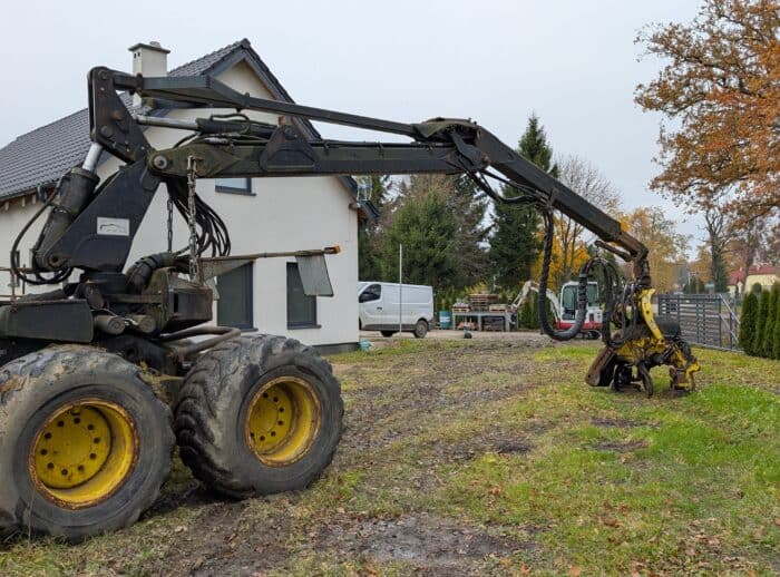 Erntemaschine John Deere 1270D 2007. Harvester John Deere 1270D 2007r.