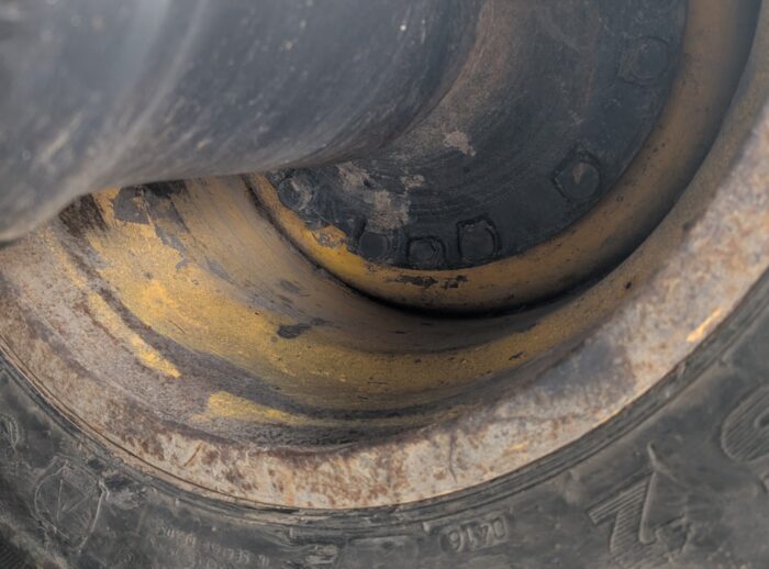 Forwarder PONSSE Wisent 2010 r. K70+M wnętrze felg Forwarder PONSSE Wisent 2010 r. K70+M wnętrze felg