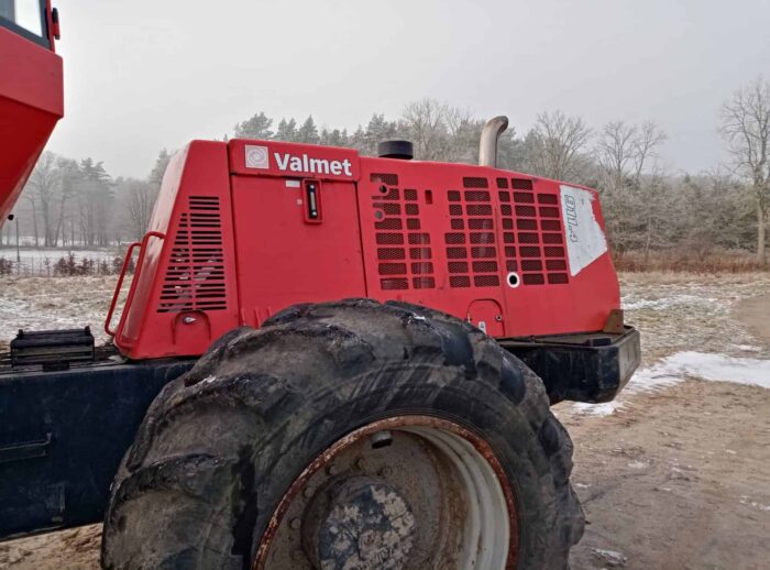 Harwester Valmet 911.4 2010r. Harwester Valmet 911.4 2010r.