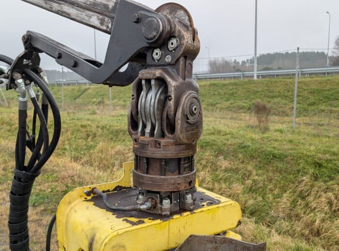 Harwester John Deere 1070D 2006r. zawiesie Harwester John Deere 1070D 2006r. zawiesie