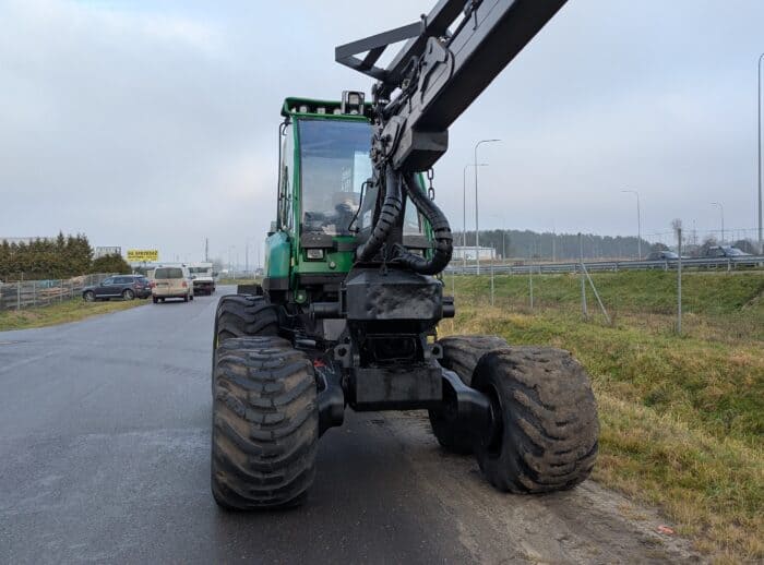 Harwester John Deere 1070D 2006r. Harwester John Deere 1070D 2006r.