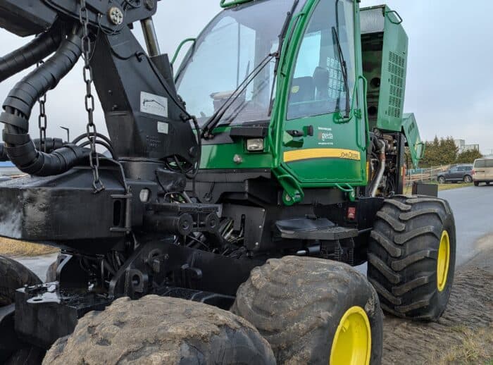 Harwester John Deere 1070D 2006r. Harwester John Deere 1070D 2006r.