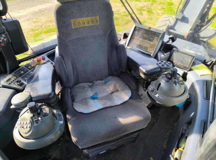 PONSSE FOX Harvester 2010 H5 head forestry machine Harwester PONSSE FOX 2010r. głowica H5 maszyna leśna