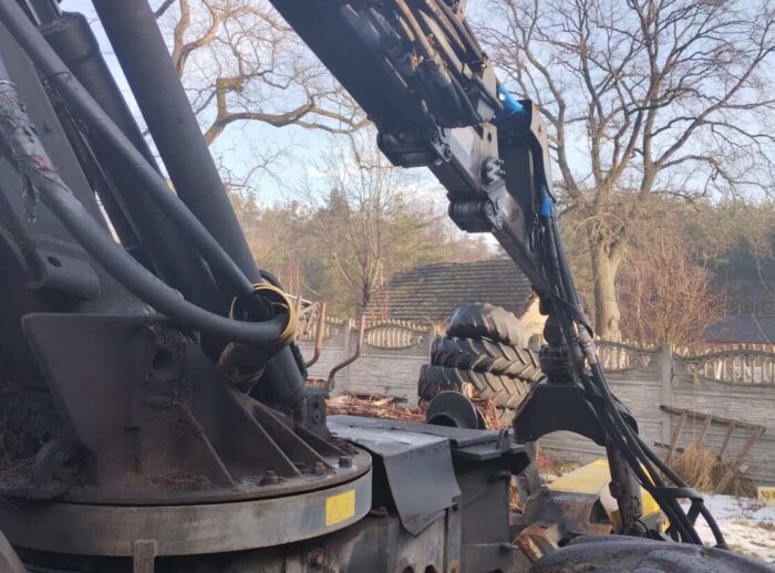 Harwester PONSSE Ergo 2005r. głowica H73 maszyna leśna Harwester PONSSE Ergo 2005r. głowica H73 maszyna leśna