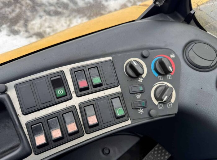 Harwester PONSSE Ergo 2007r. głowica H7 maszyna leśna Harwester PONSSE Ergo 2007r. głowica H7 maszyna leśna