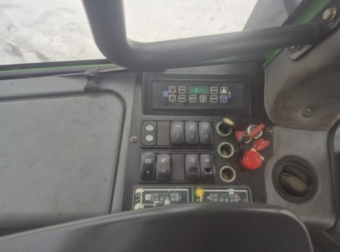 Maszyna leśna forwarder John Deere 1510E 2013r. 8 Maszyna leśna forwarder John Deere 1510E 2013r.